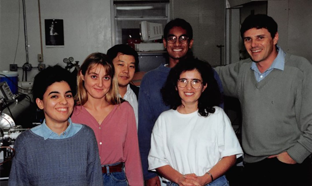 Akos Vertes with a group of scientists in 1995