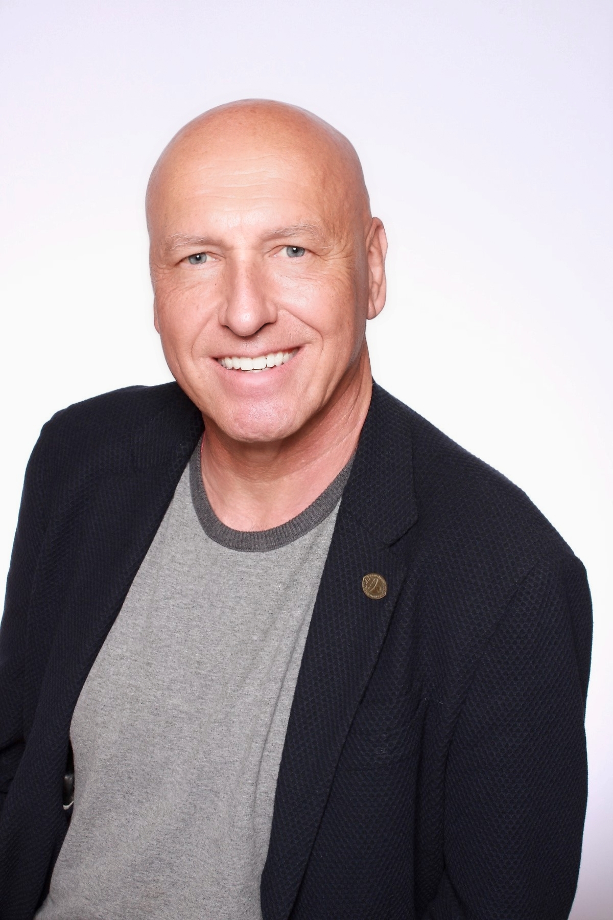 A relaxed headshot of Dr. Thomas Hartung