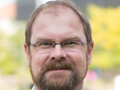 Dr. Stephen Boyes