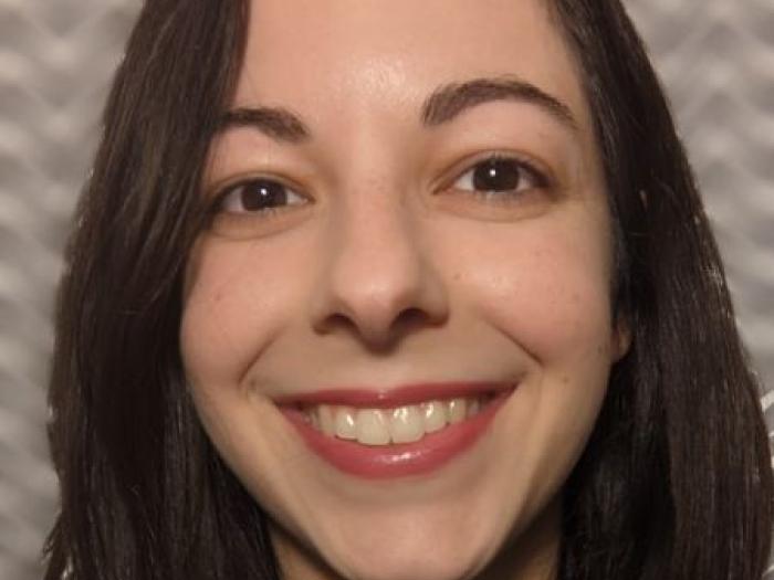 Graduate student, Monica Flores, Miller lab