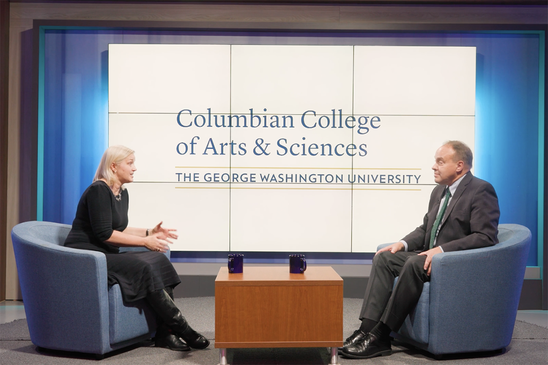 chemistry_cynthia_dowd_and_ccas_dean_paul_wahlbeck