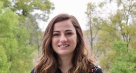 Casual headshot of graduate student Erin McCaughey